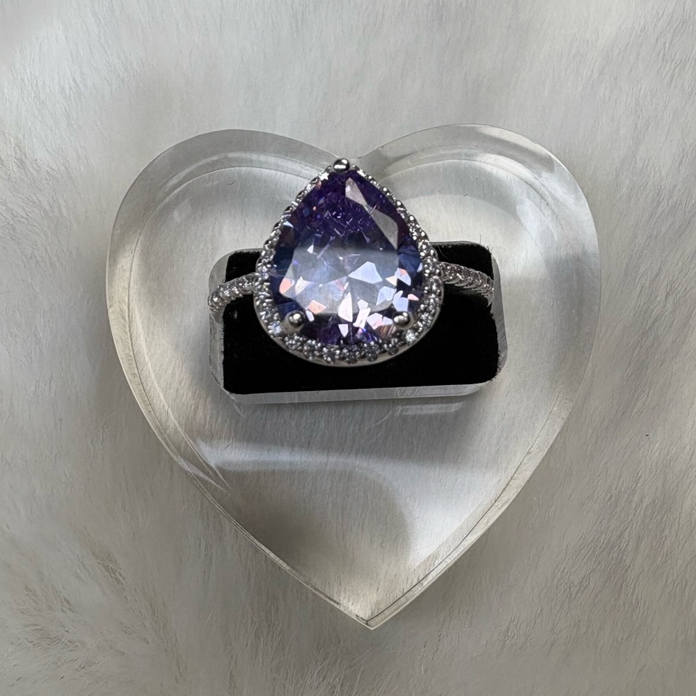 925 Sterling Silver Pear Shape Amethyst and Clear CZ Ring